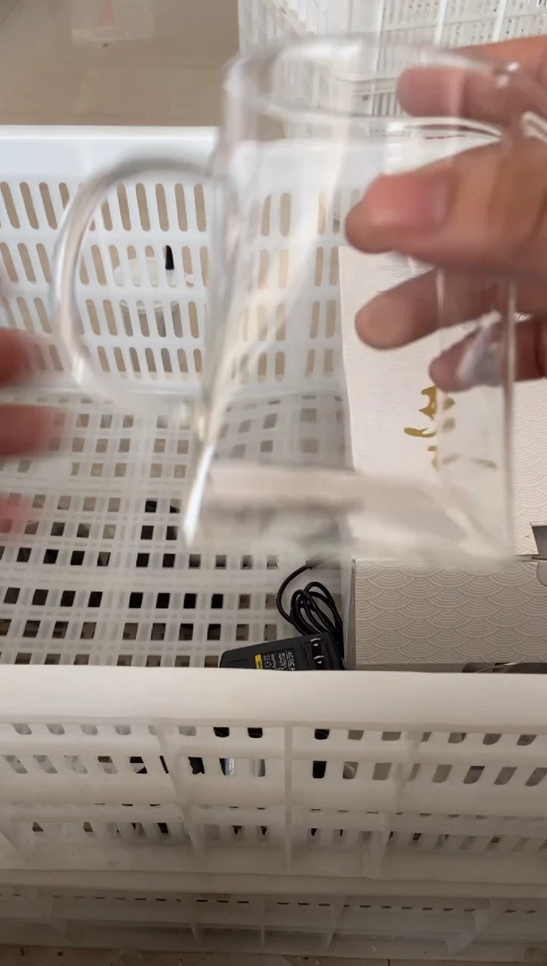 无运费险有瑕疵的摄影的产品有使用过的痕迹有点脏介意勿拍