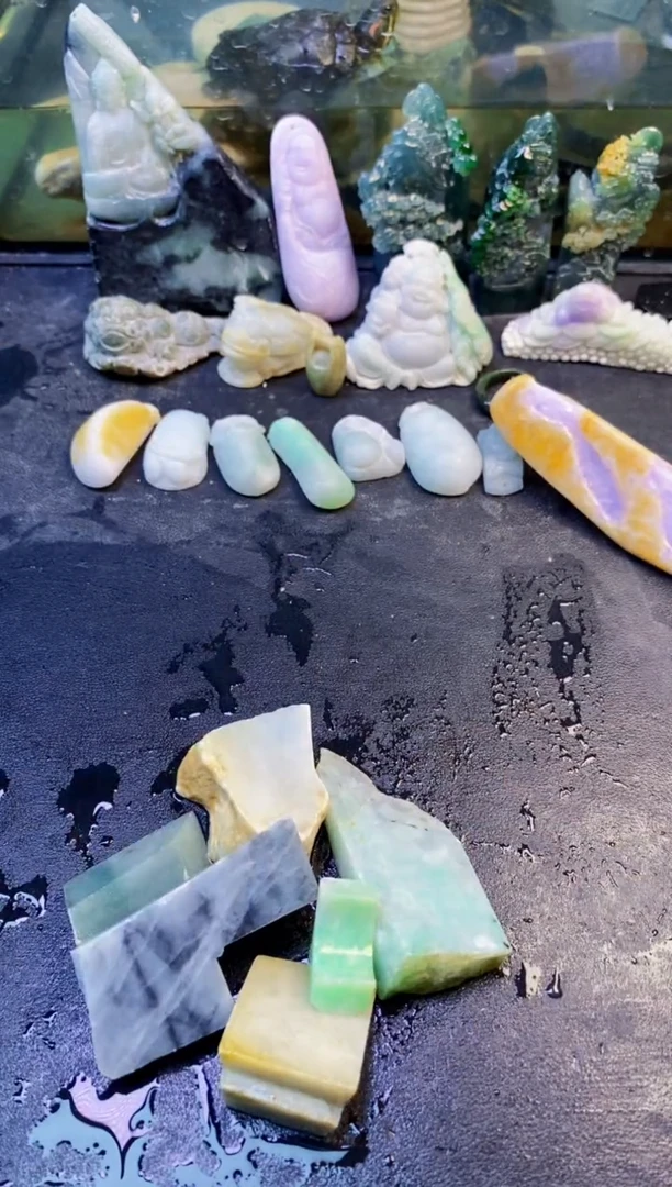 颈饰未镶嵌翡翠天然翡翠036