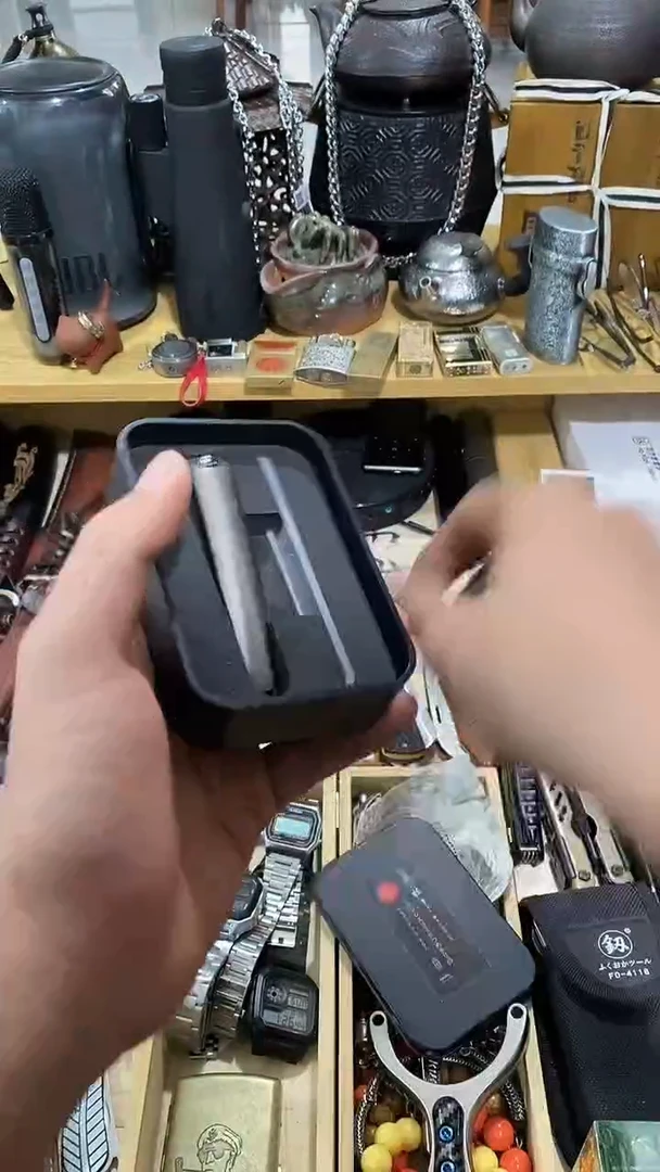 瓷片闪购商品  如图所示