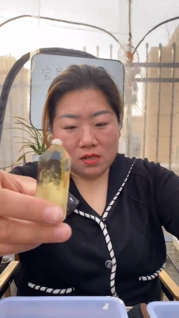 【闪购商品】水晶柱子未镶嵌黄水晶柱子D356