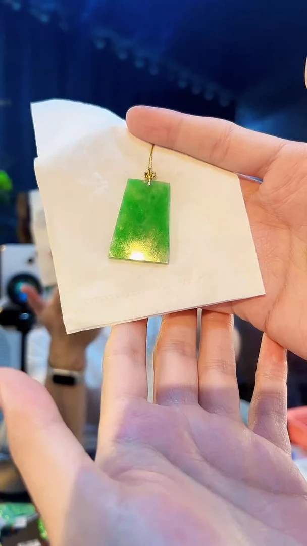 翡翠18K金镶嵌颈饰缅料A货/支持复检/一件