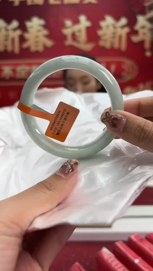【闪购商品】翡翠手镯未镶嵌2手镯