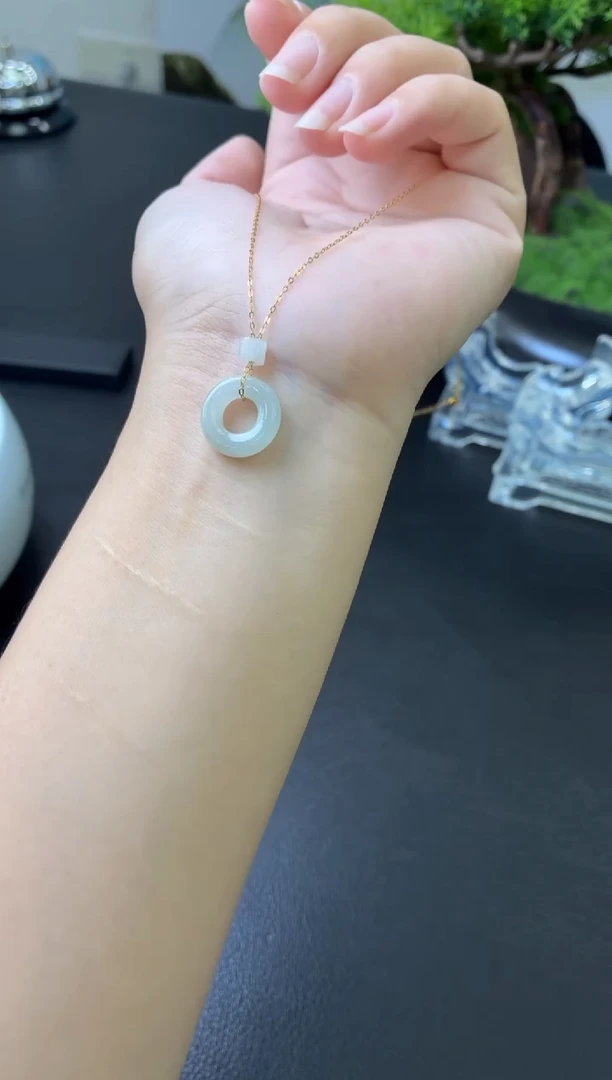 翡翠未镶嵌吊坠(赠链)吊坠多样性发一件