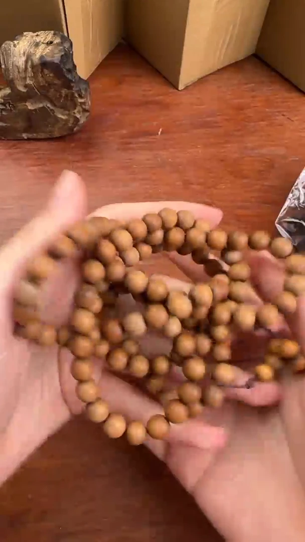 线香61号   印度老山檀念珠 0.8*108颗