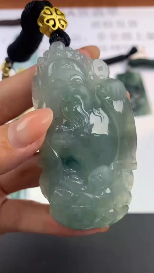 未镶嵌挂件翡翠300601  多人