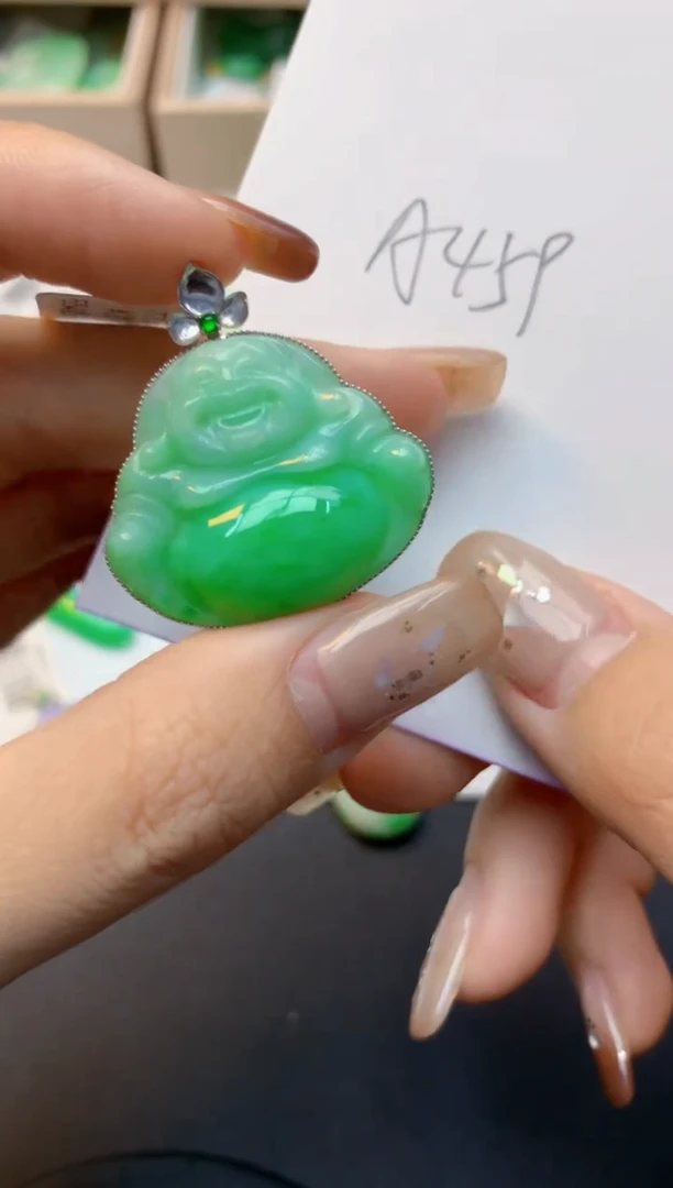 颈饰18K金镶嵌翡翠天然A货翡翠百元以上9元证书费自理