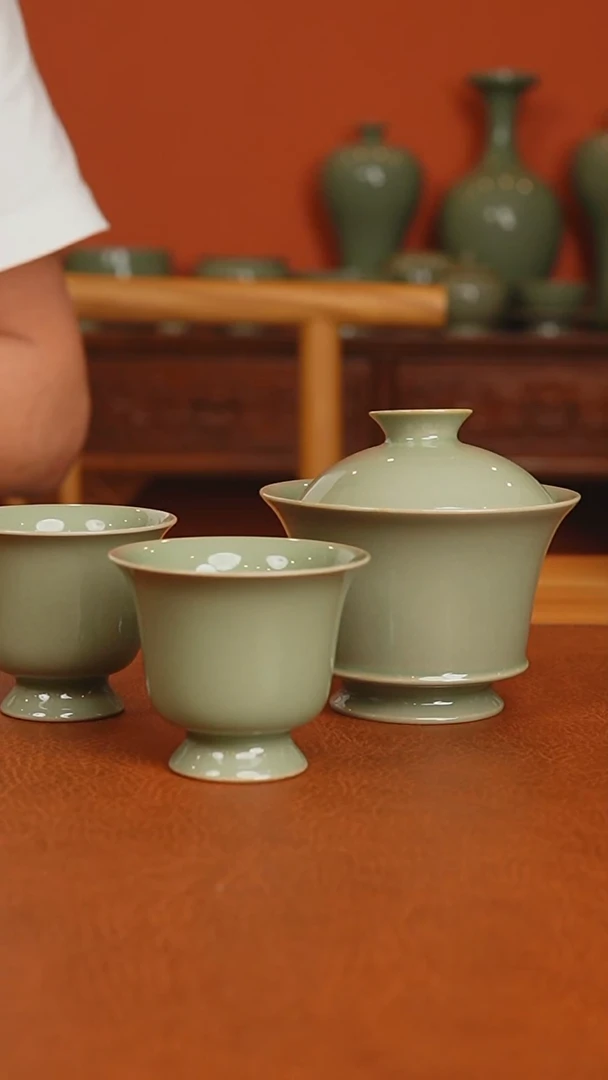 越窑秘色瓷一盖碗二杯