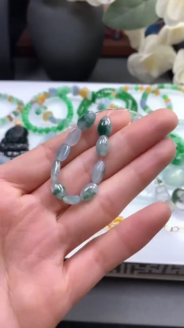 【闪购商品】定制翡翠未镶嵌翡翠手链