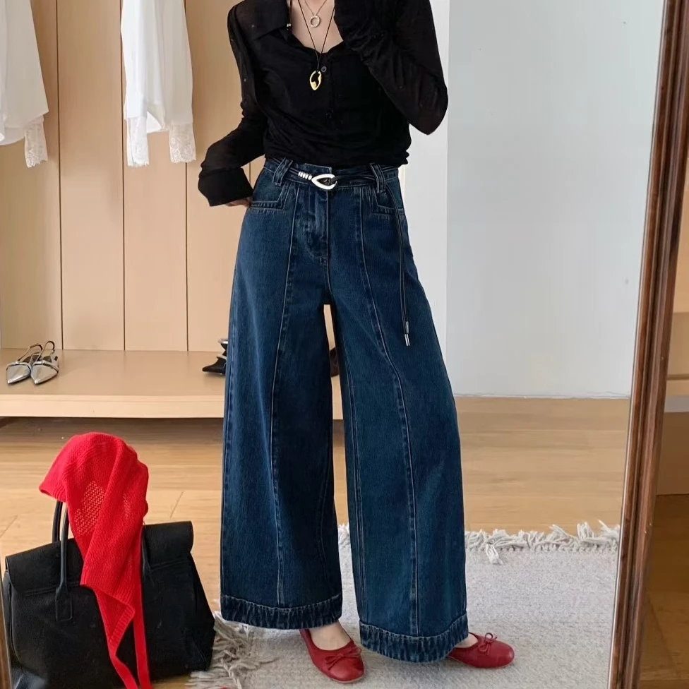 立体中缝线阔腿牛仔裤女秋季新款梨形身材宽松显瘦直筒九分奶奶裤