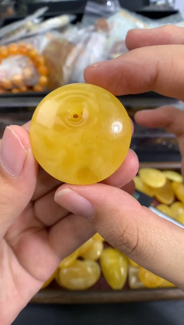 蜜蜡未镶嵌珠宝奇石1