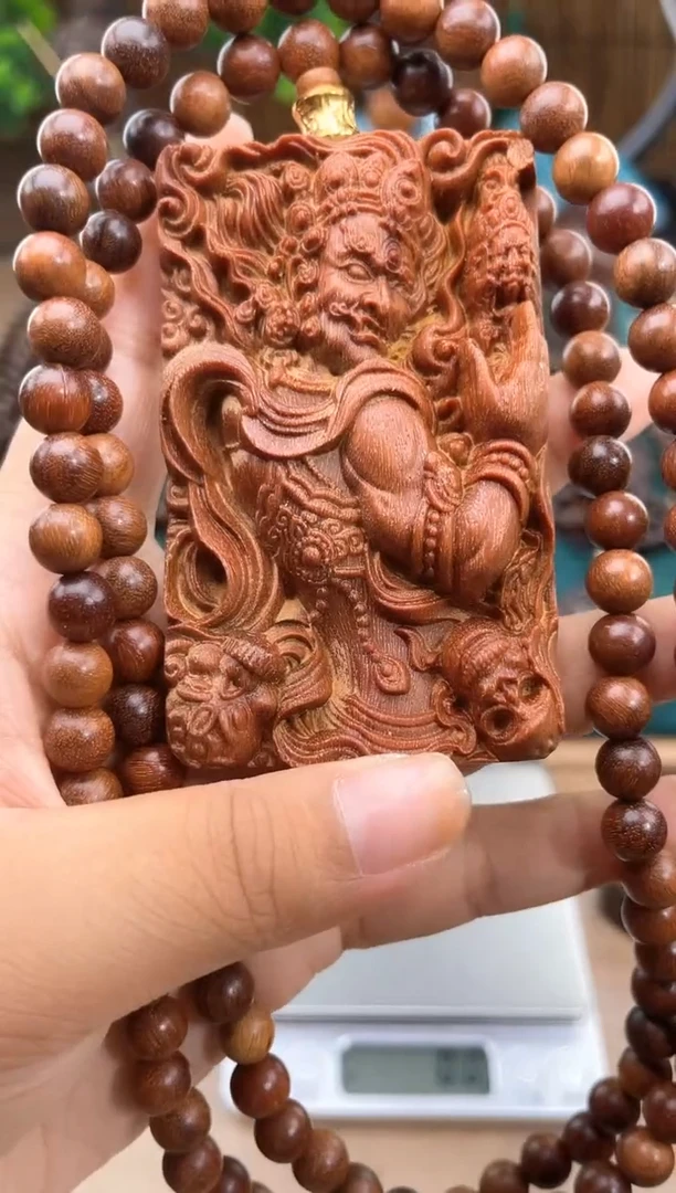 贡木吊坠血月星空 - 不动明王