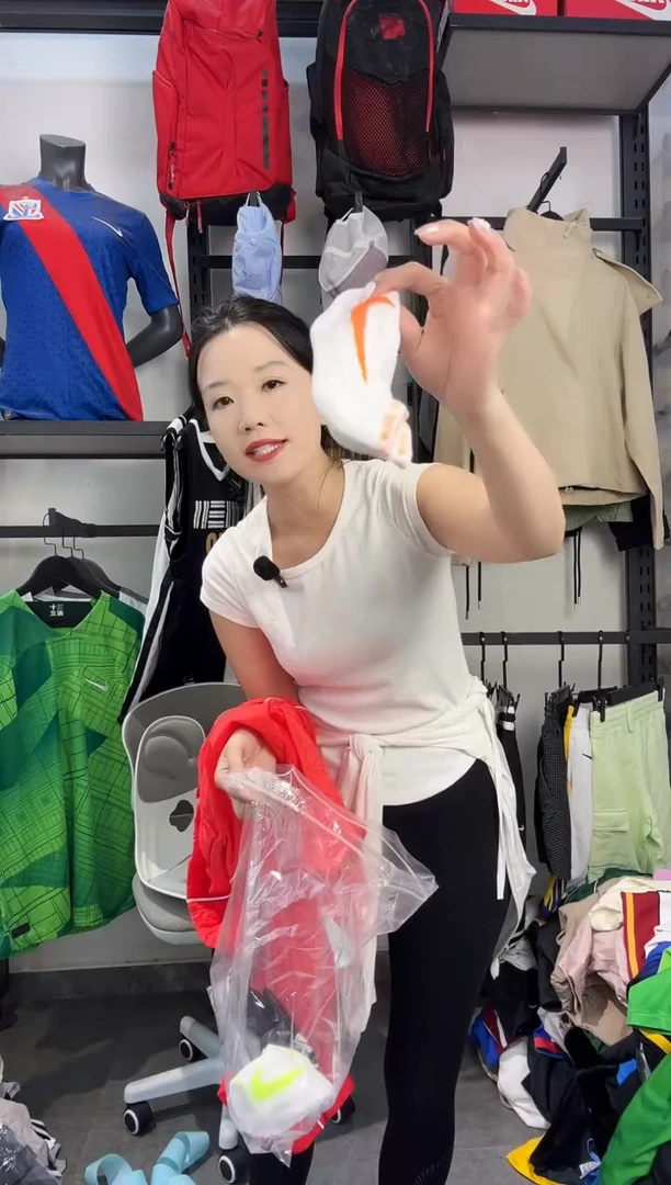 662编码 瑕疵款直播间过款为准 尺码WAZI 2DAN