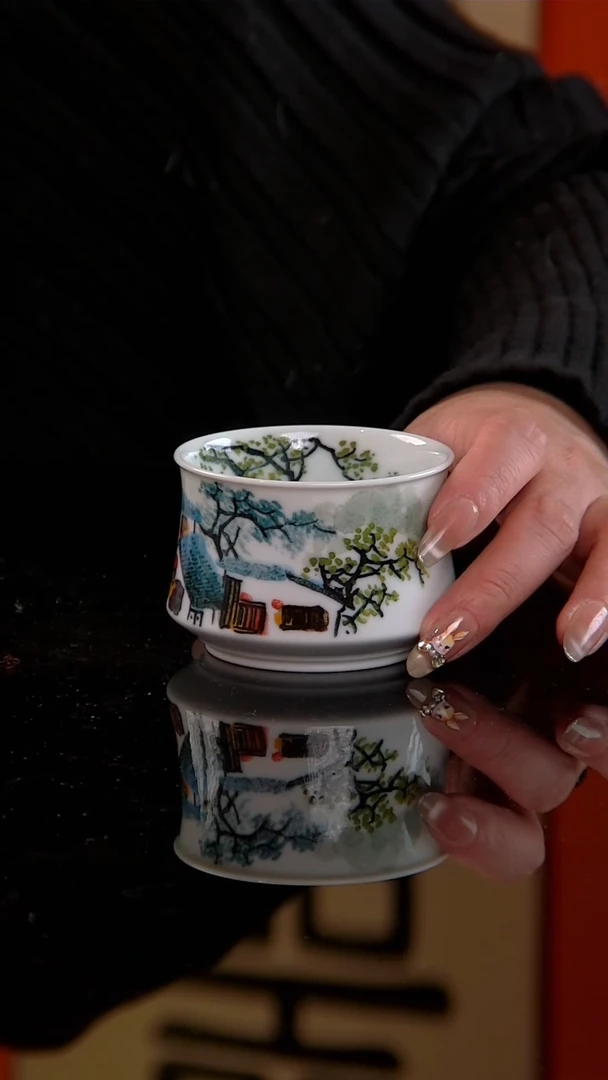 李华手绘釉中五彩江南水乡主人杯