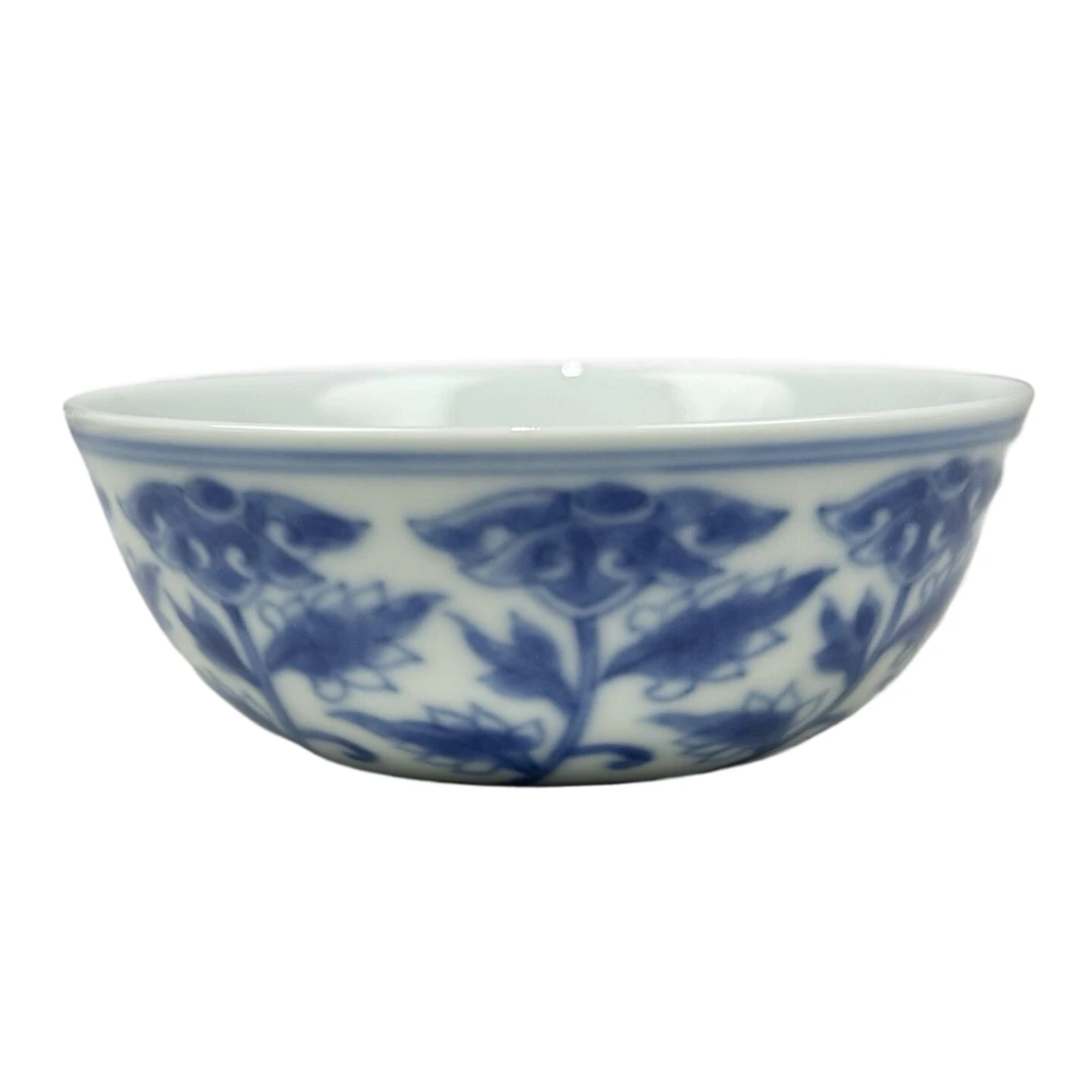 青花花卉纹杯7866