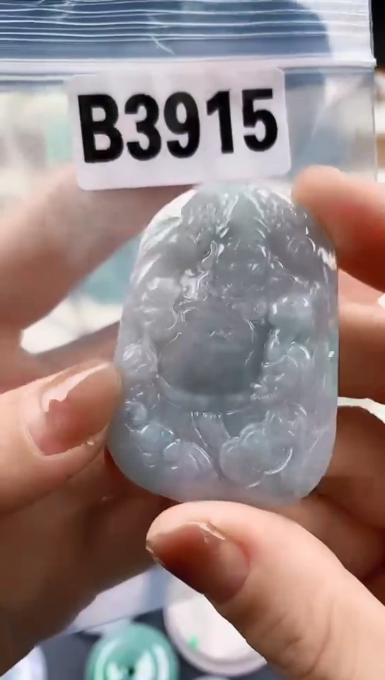 颈饰未镶嵌翡翠天然翡翠吊坠挂件