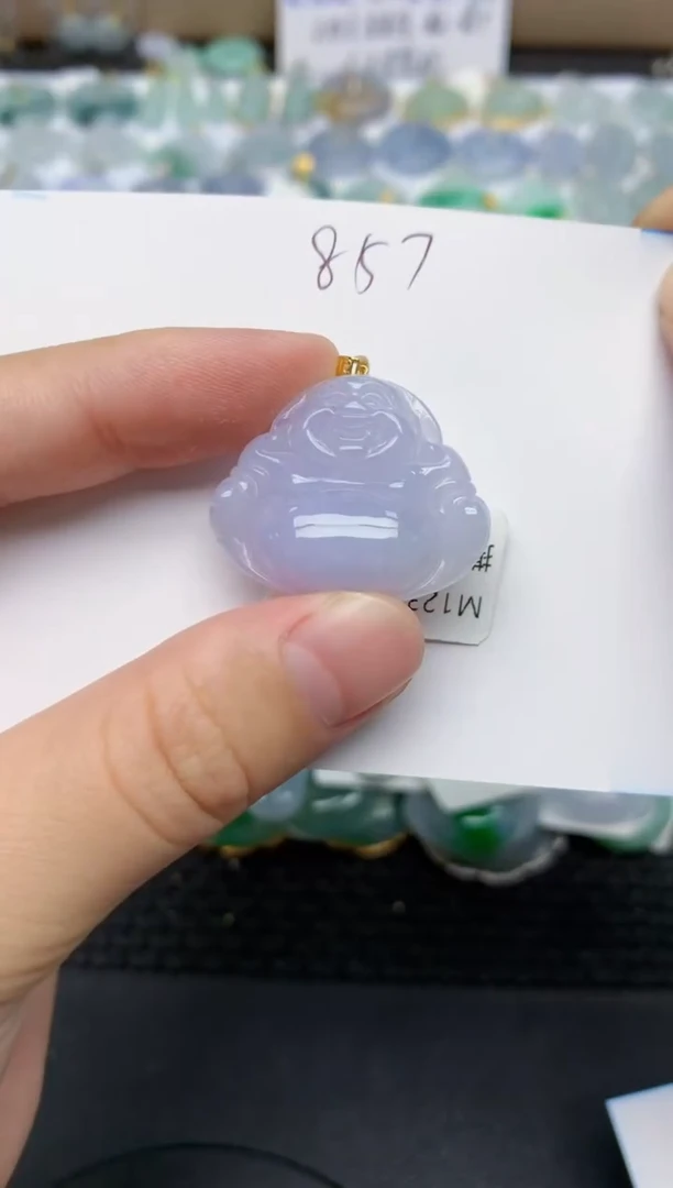 翡翠18K金镶嵌颈饰天然缅甸A货翡翠