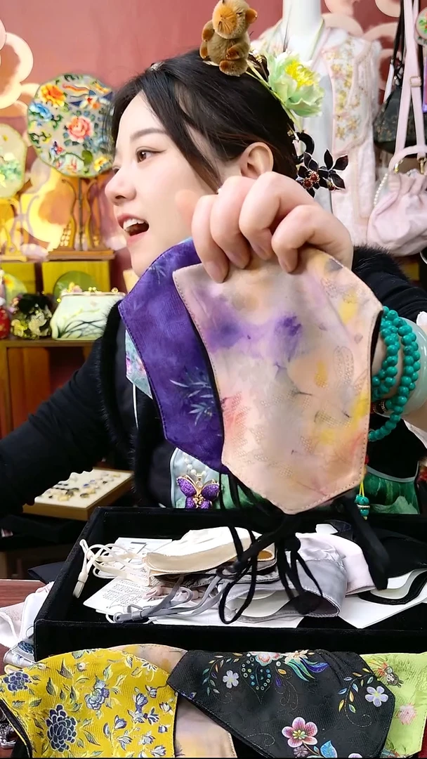 纯铜合金琉璃兔****迪非遗口罩