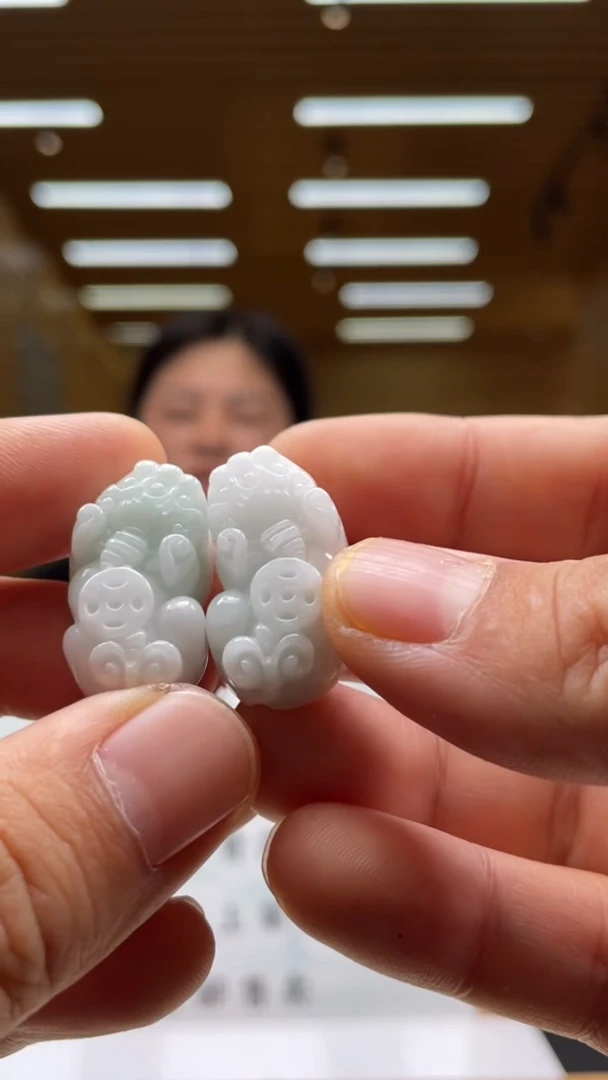 【闪购商品】翡翠颈饰未镶嵌********511