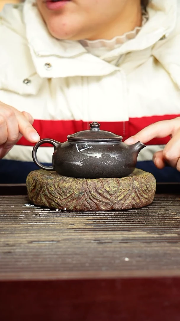 宜兴原矿紫砂壶茶壶宜兴原矿紫砂壶茶壶180C