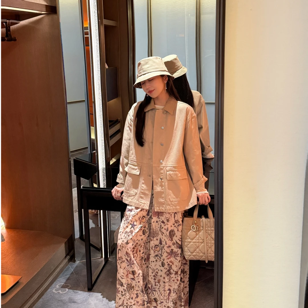 syna希娜 风铃轻语 高级感巴恩风拼接短风衣外套