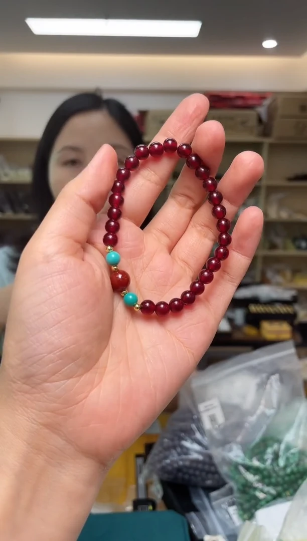 未镶嵌血珀裸石（多样性单个发货）