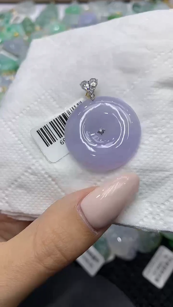 颈饰18K金镶嵌翡翠111111111111