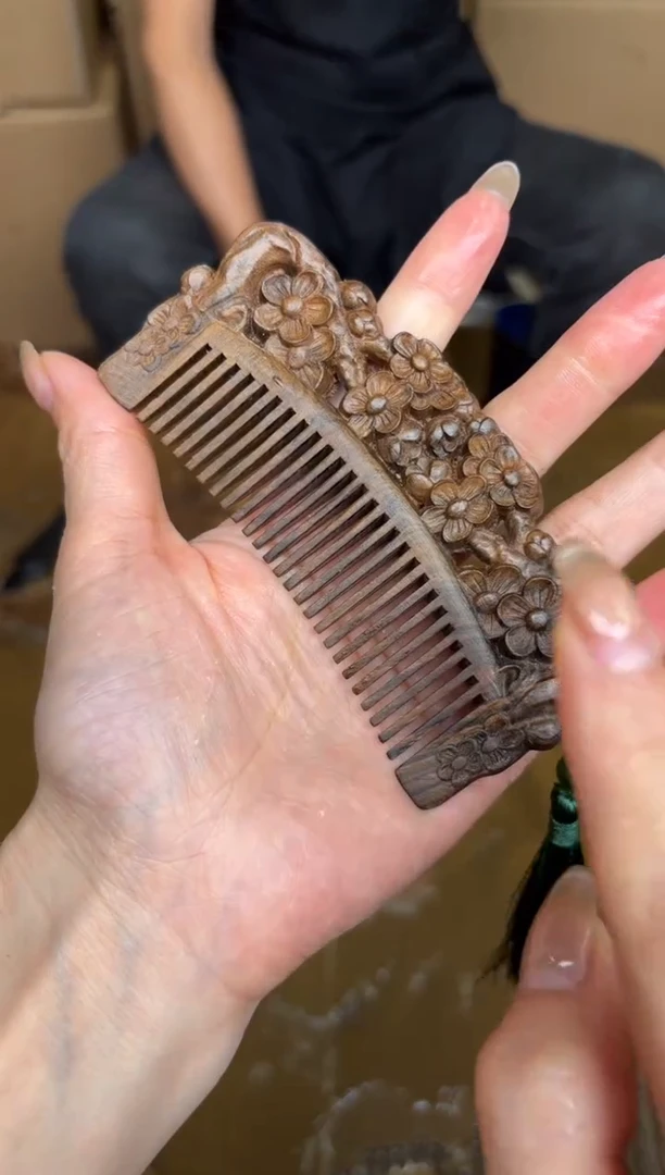 大檀精品手串《无礼盒》