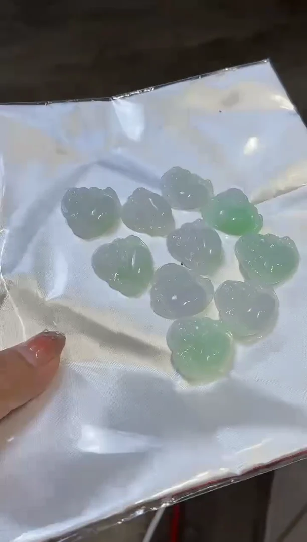 吊坠(不含链)未镶嵌翡翠多样性发其一