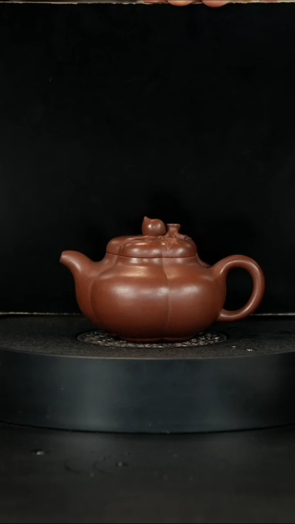 【闪购商品】紫砂茶壶四号井负11米底槽青上合桃