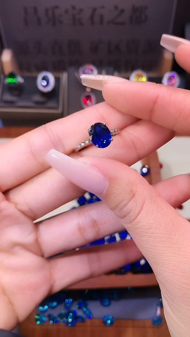 戒指蓝宝石银S925镶嵌........
