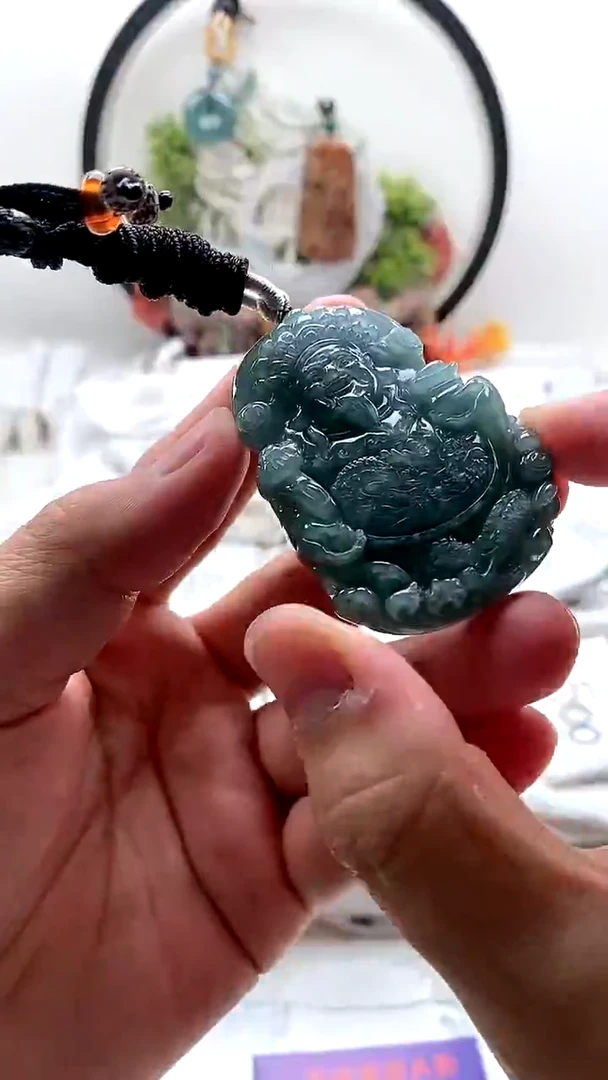 颈饰未镶嵌翡翠财神有纹
