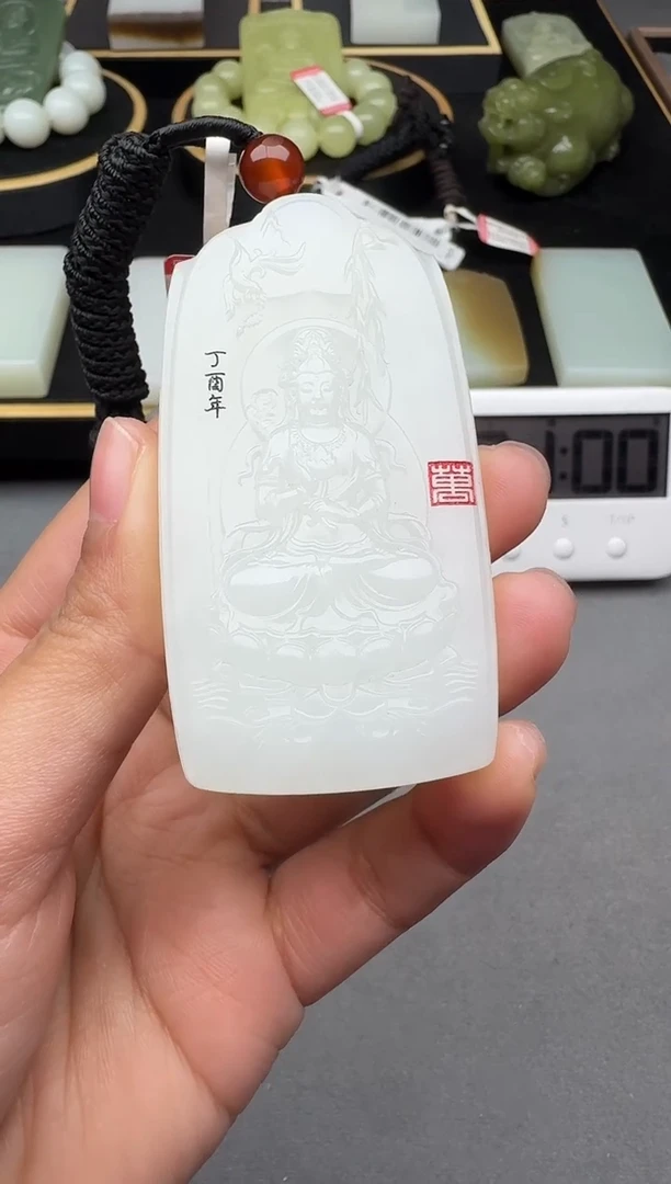 颈饰未镶嵌和田玉1