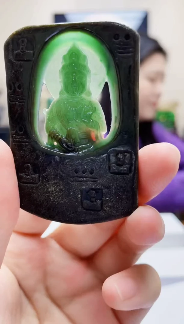 未镶嵌定制翡翠吊坠46