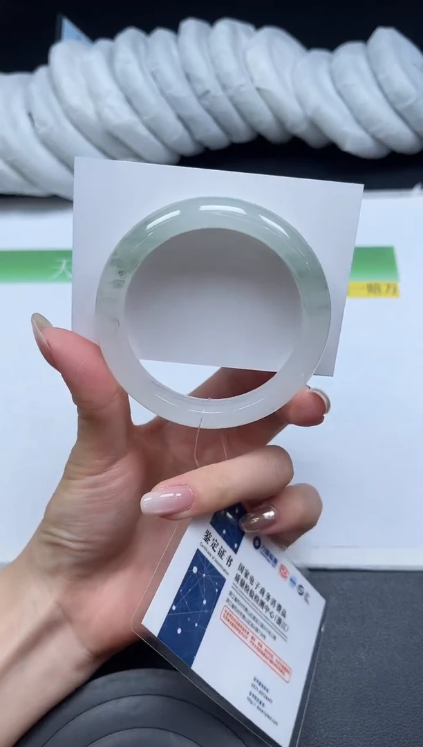 未镶嵌手镯石英质玉0100-54