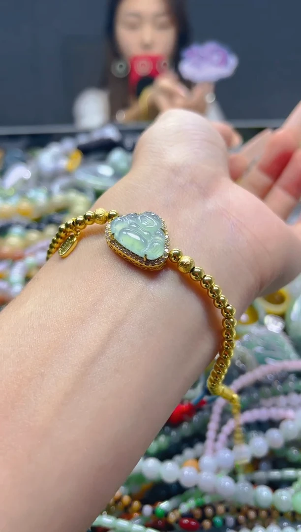 颈饰未镶嵌翡翠/H/翡翠A货，一件也是批发价