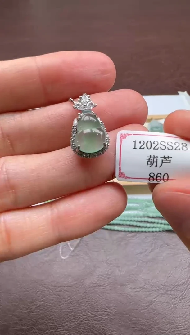 颈饰银S925镶嵌翡翠1202SS28