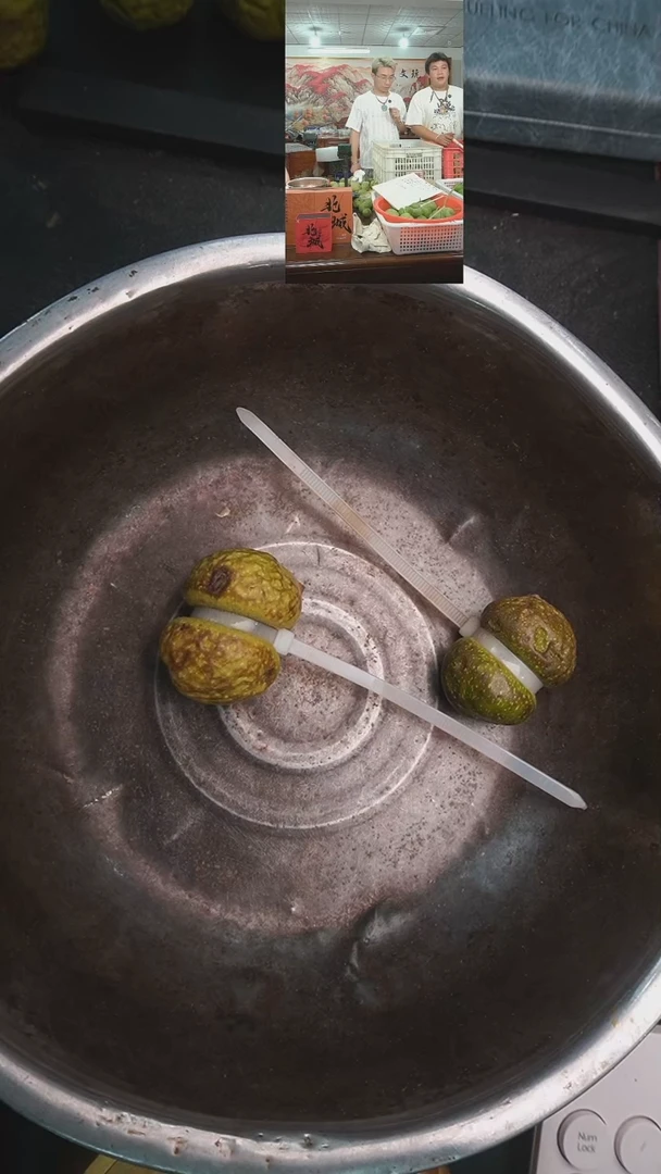 文玩核桃把件青皮葫芦2个（售出不退不换）