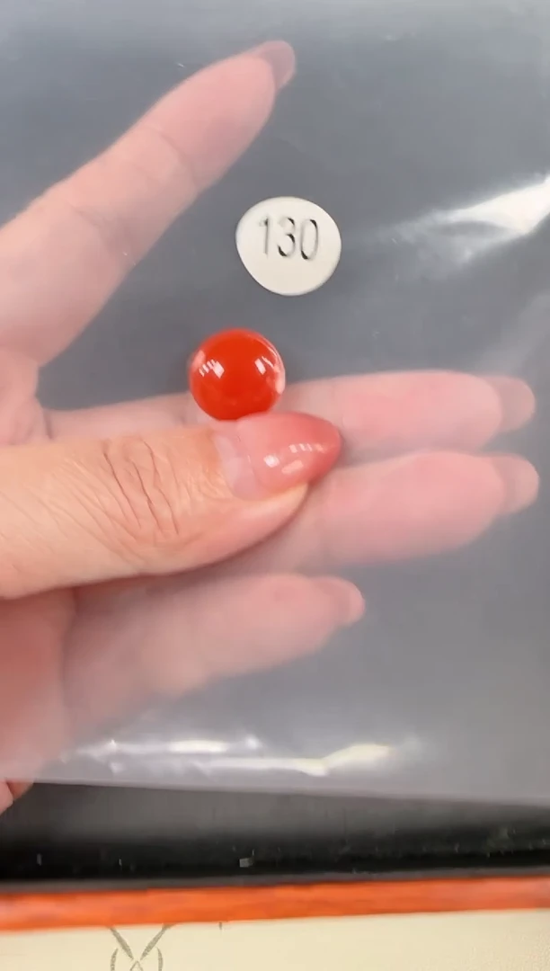 南红玛瑙未镶嵌珠宝半成品?****y原矿无优化无裂樱桃红戒面