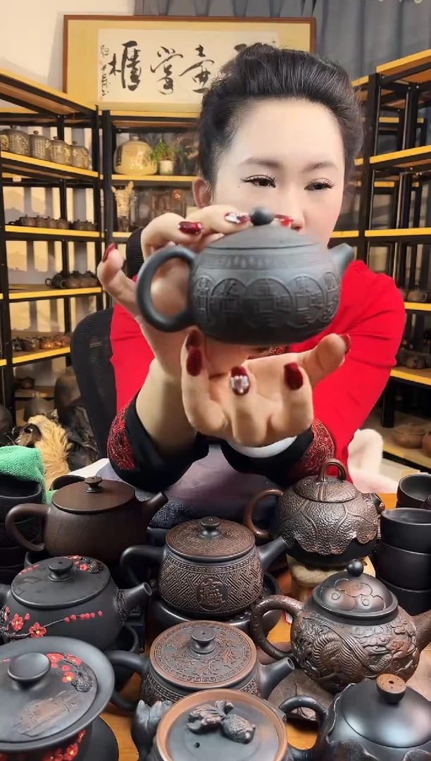 【闪购商品】壶瑕疵无礼盒 铜钱 西施