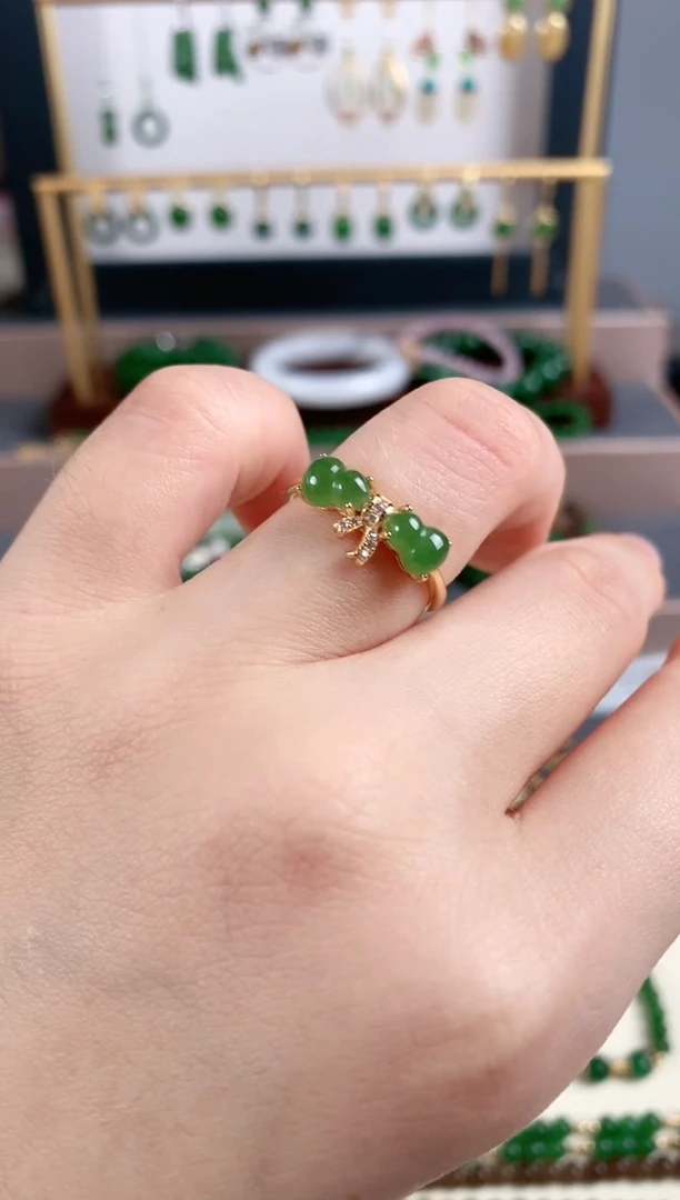 银S925镶嵌戒指和田玉1