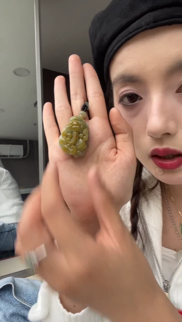 吊坠(不含链)未镶嵌翡翠天然缅甸A货翡翠