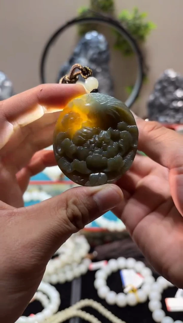 和田玉未镶嵌吊坠(不含链)【杨哥甄选】和田玉精品福利品