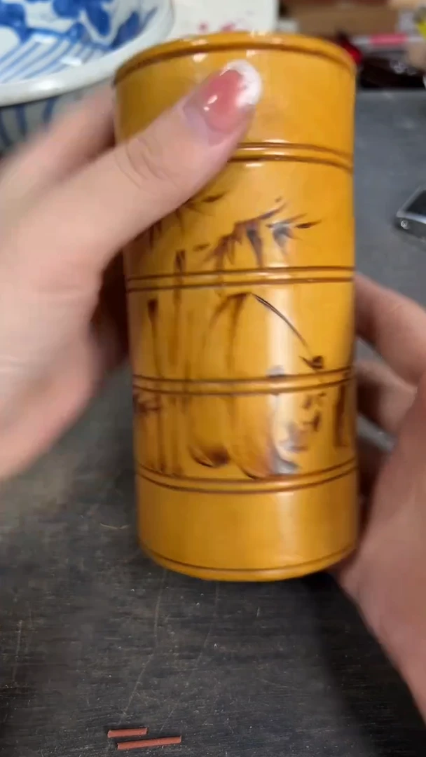 小甜甜开播了快来吧茶叶罐