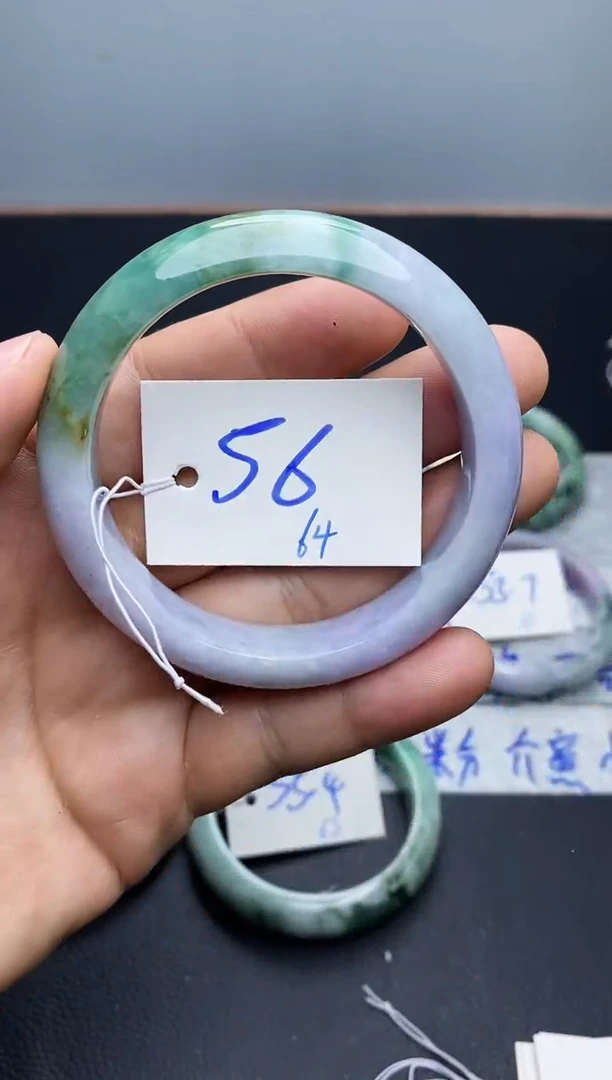 未镶嵌手镯翡翠64
