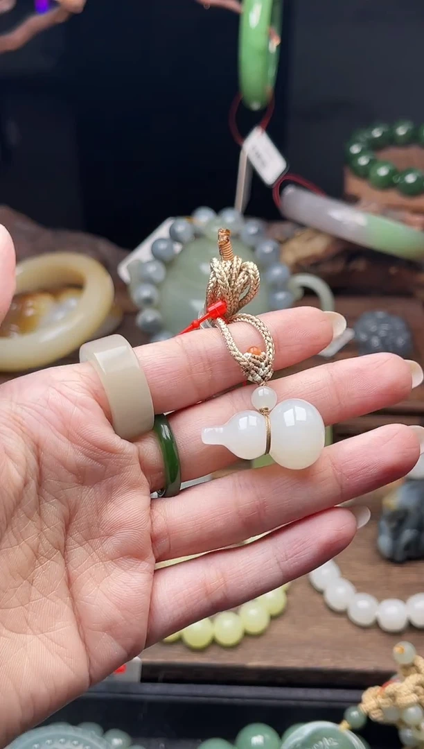 和田玉未镶嵌吊坠(不含链)青海野牛沟白玉 葫芦9012359