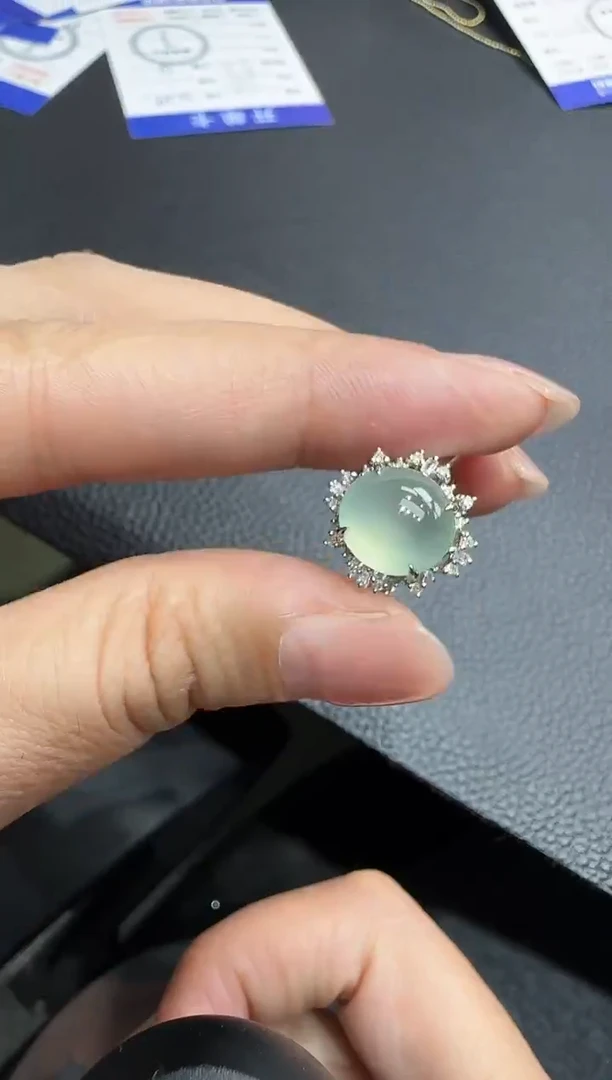 18K金镶嵌戒指翡翠@****漫戒指