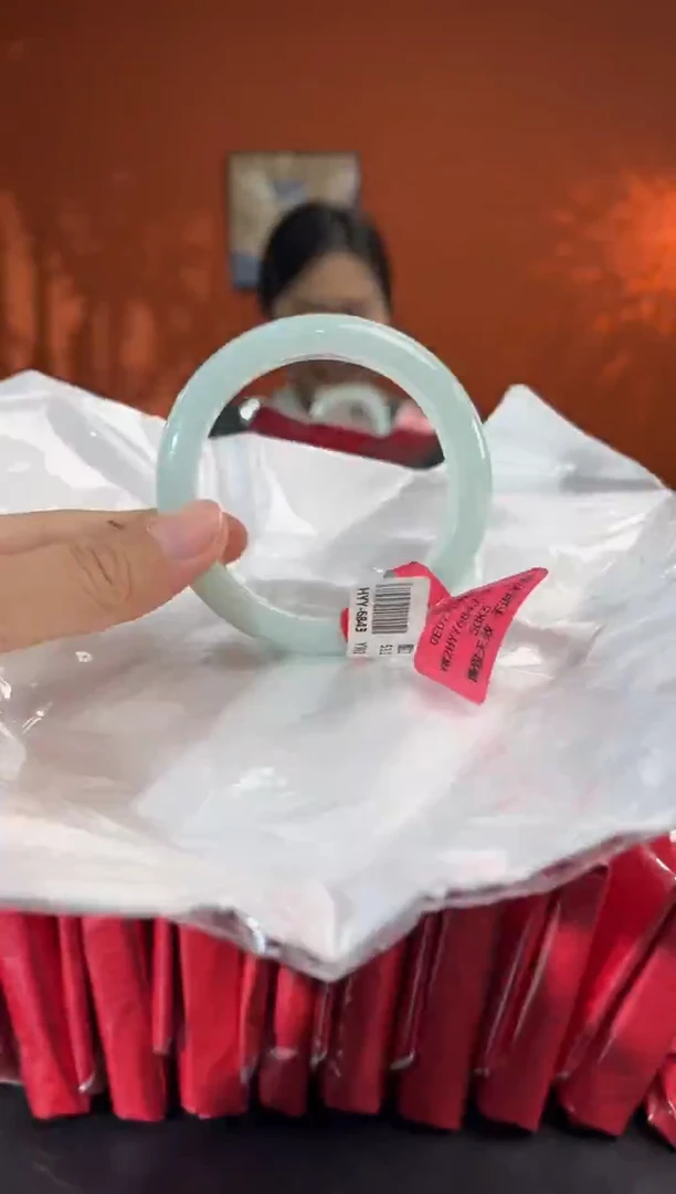 未镶嵌手镯翡翠6