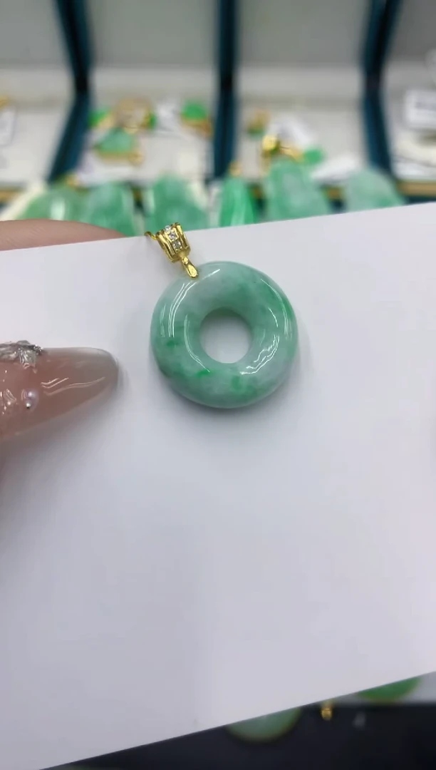 颈饰未镶嵌翡翠111111