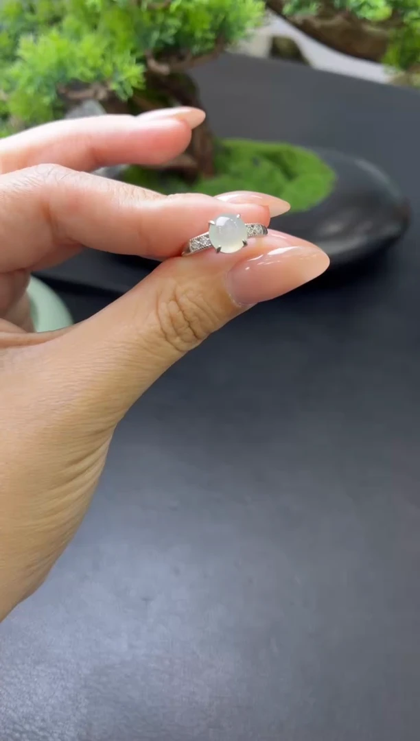 翡翠戒指银S925镶嵌戒指