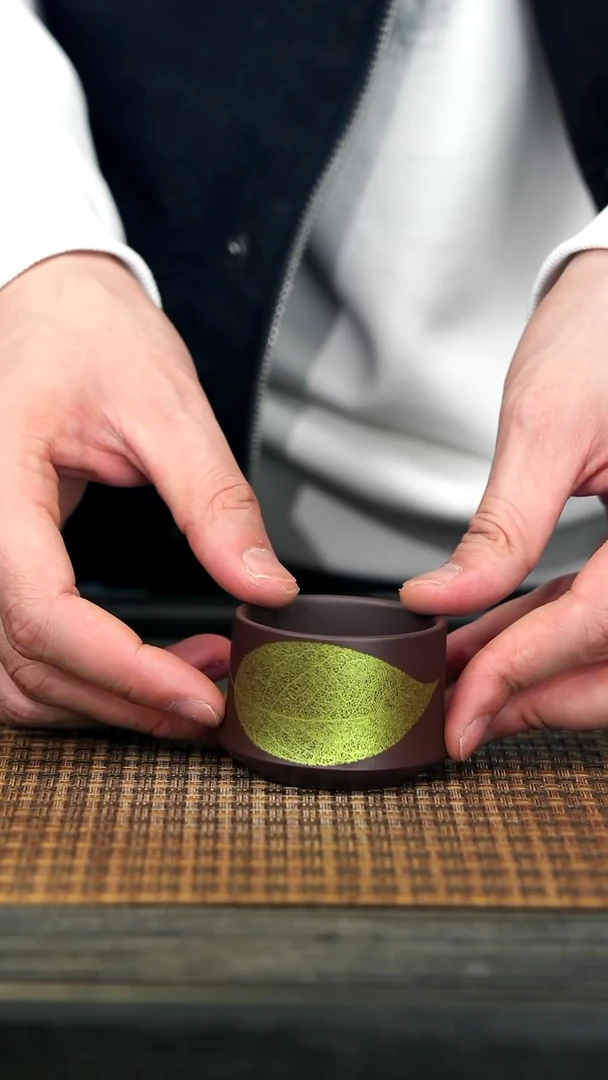 【闪购商品】紫砂茶壶5金叶小口杯 紫